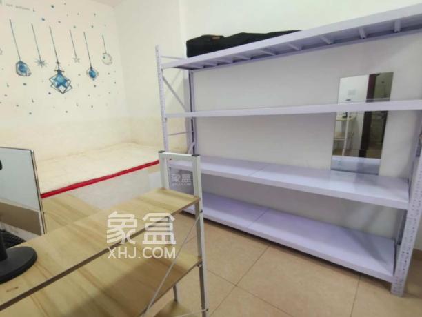 长沙绝佳房源推荐：一室一厅一卫400元出租，拎包入住！