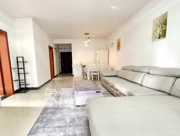 2月26日长沙租房急租：观沙岭周正两室带四号线正地铁口，配备高级物业仅两千每月