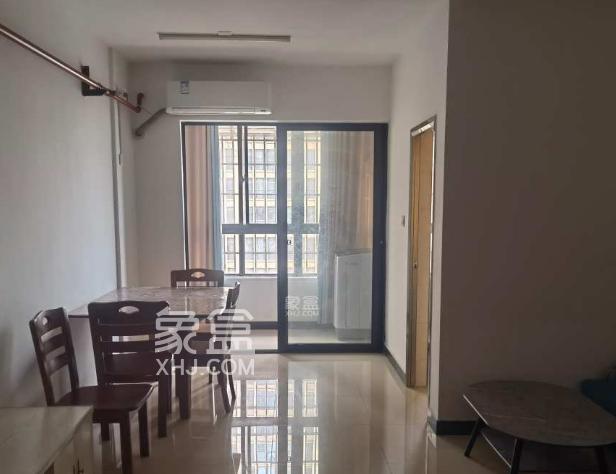 2月26日长沙租房急租：观沙岭周正两室带四号线正地铁口，配备高级物业仅两千每月