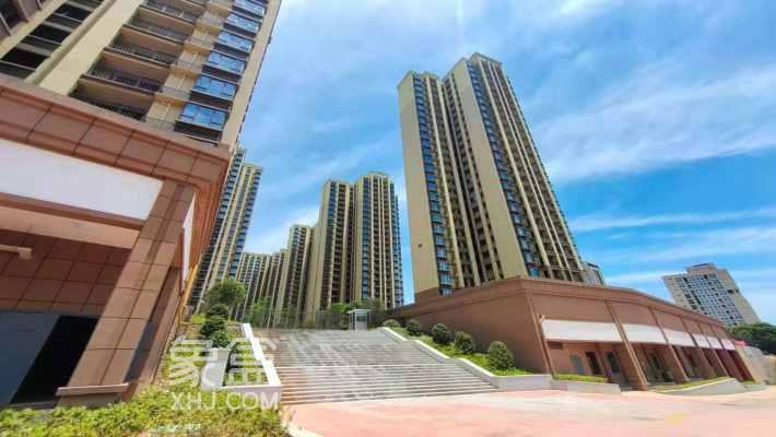 2月28日长沙租房急租：岳麓区梅溪湖大户型豪华精装，地铁口+艺术中心