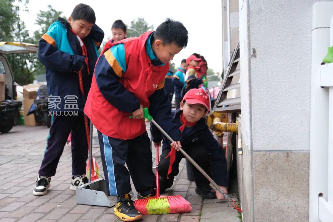 长沙雨花区多所学校开展学雷锋志愿服务，锋’暖润心扉”！
