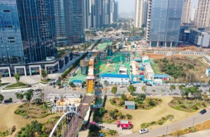 梅溪湖中軸線最新進展：人行景觀橋與城市島聯(lián)通！