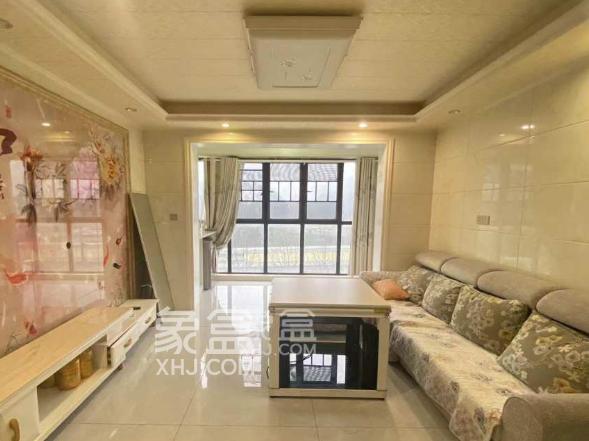 3月20日长沙租房急租：省府带阳台小户型，正地铁口环绕教育低租价