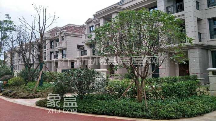 3月29日长沙租房急租:汽车南站全新装修两室,带阳台正地铁商圈配套完善 3月29日长沙租房急租:汽车南站全新装修两室,带阳台正地铁商圈配套完善