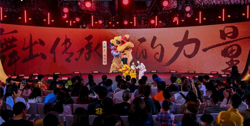 3月30日“2024 建發(fā)房產(chǎn)‘詩意東方’中式建筑美學(xué)新品賞析成功舉辦！