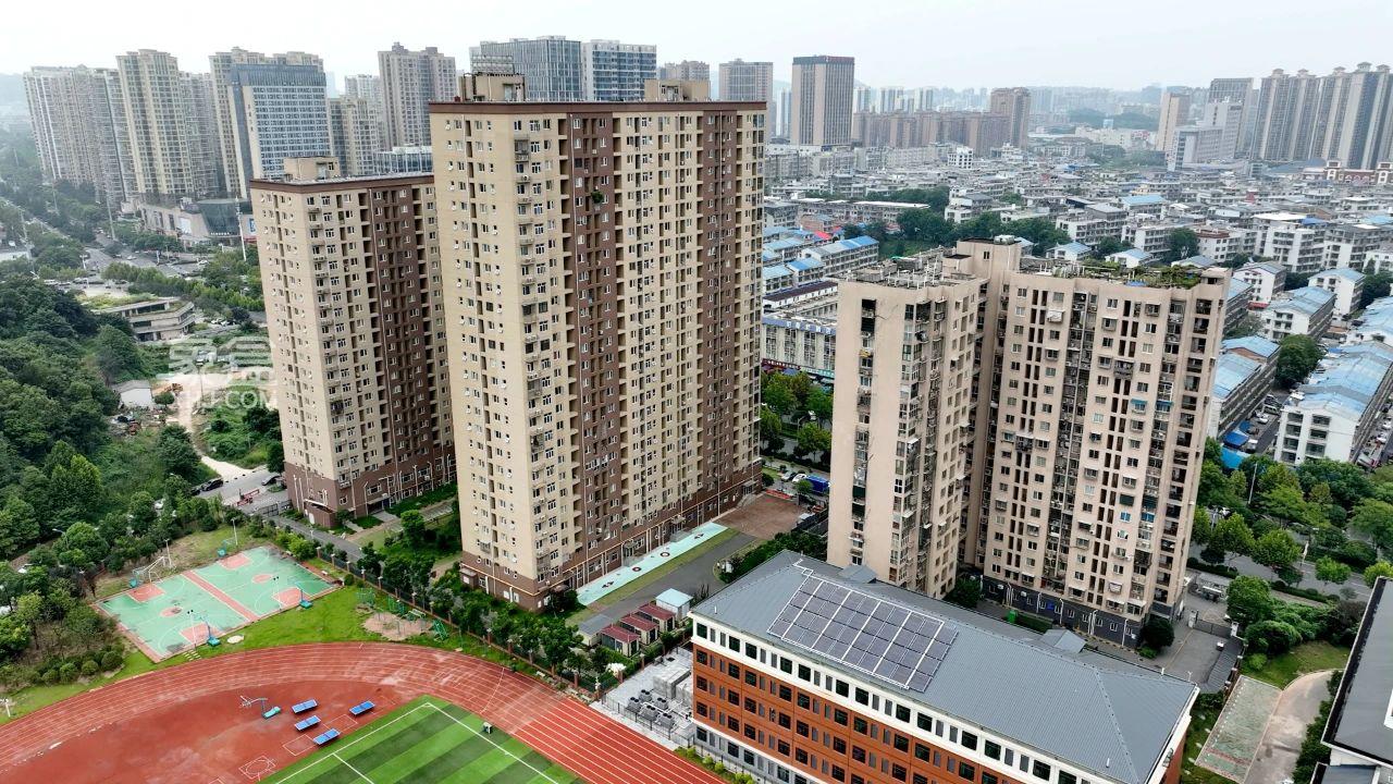 湖南湘江新区保交楼、保障房、旧改、红色物业等多举措， 让市民住得稳、住得好！