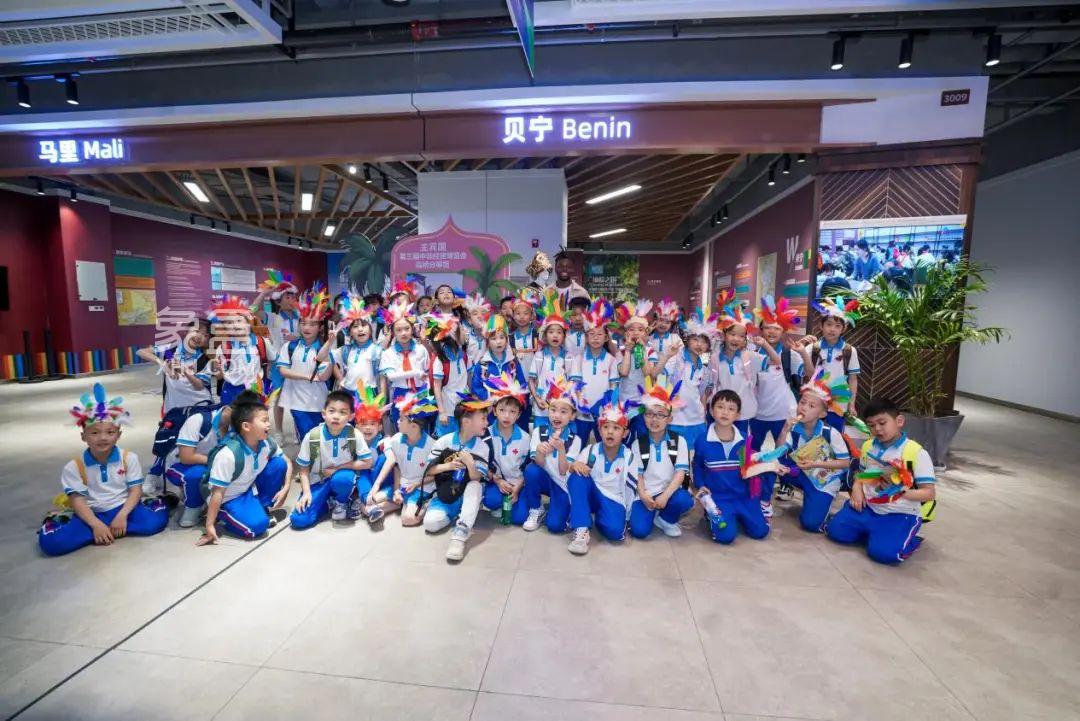 长沙枫树山南屏锦源小学开启探寻非洲文化奥秘之旅！