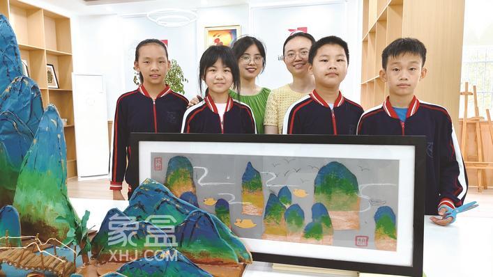 5月23日長沙泉塘小學“千里江山圖”走紅網(wǎng)絡，“紙雕＋”系列課程助力學生全面發(fā)展！