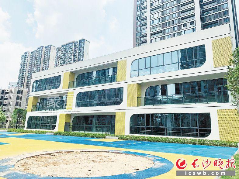 长沙融创会展上东区配套幼儿园为何迟迟不开园？家长们很着急！