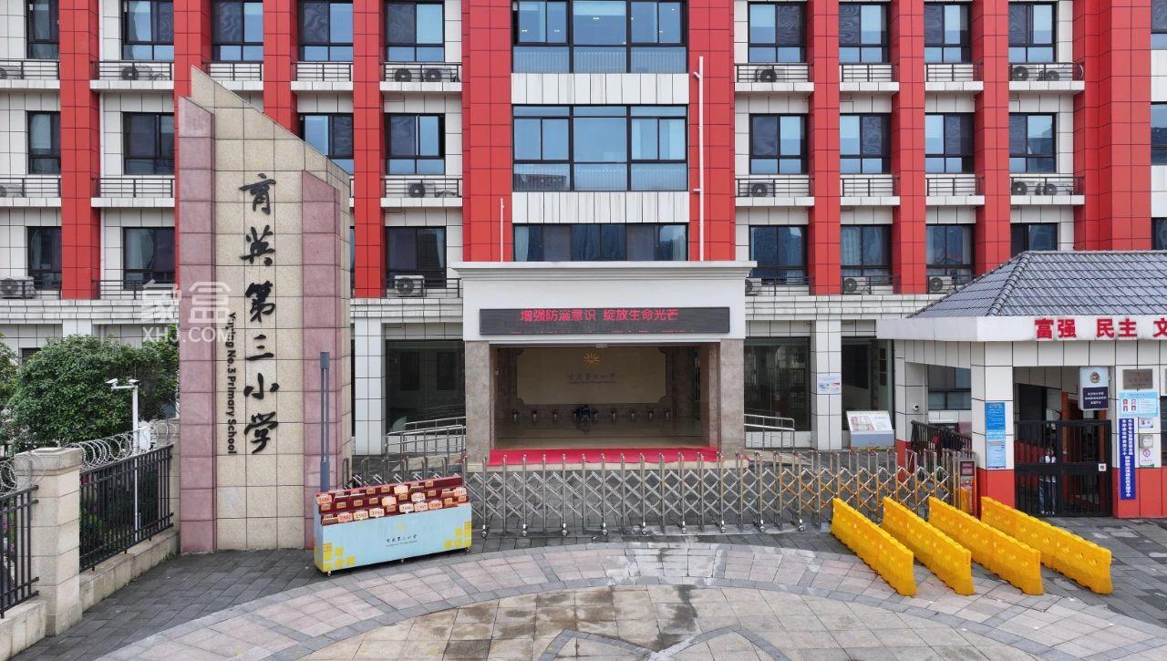 浏阳河东新盘“绿城柳畔听澜”即将首开！一线河景+正地铁口，首开价格有惊喜！