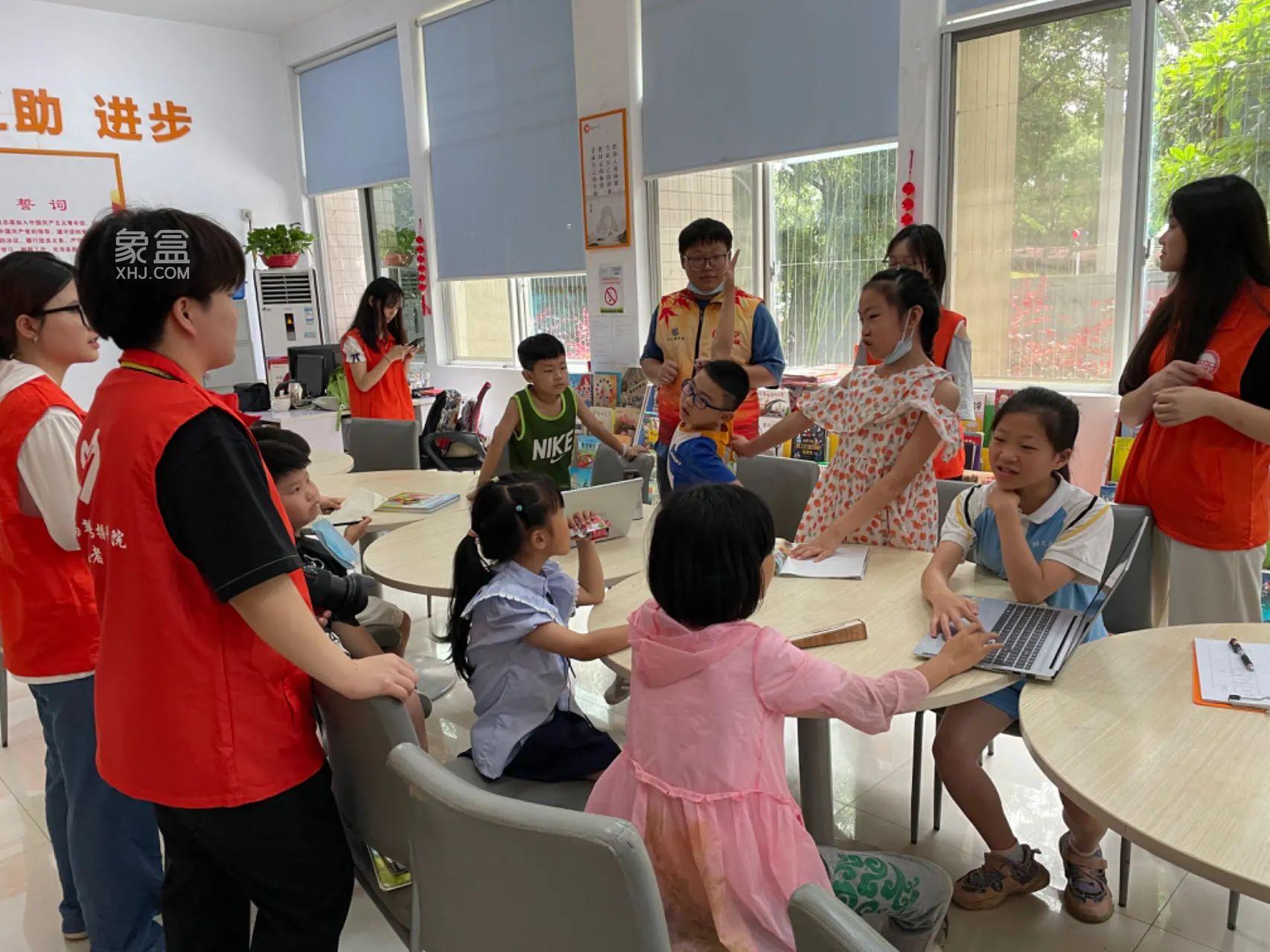 长沙新民路学堂坡小区志愿服务，住在这个“老小区”太幸福！