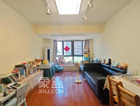 7月18日长沙租房急租：红星商圈精装两居室，地铁旁配套全租价科学