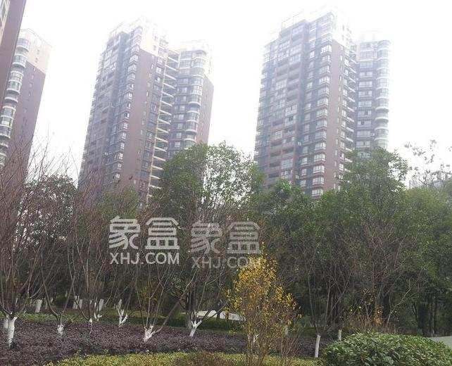 7月18日长沙租房急租：红星商圈精装两居室，地铁旁配套全租价科学