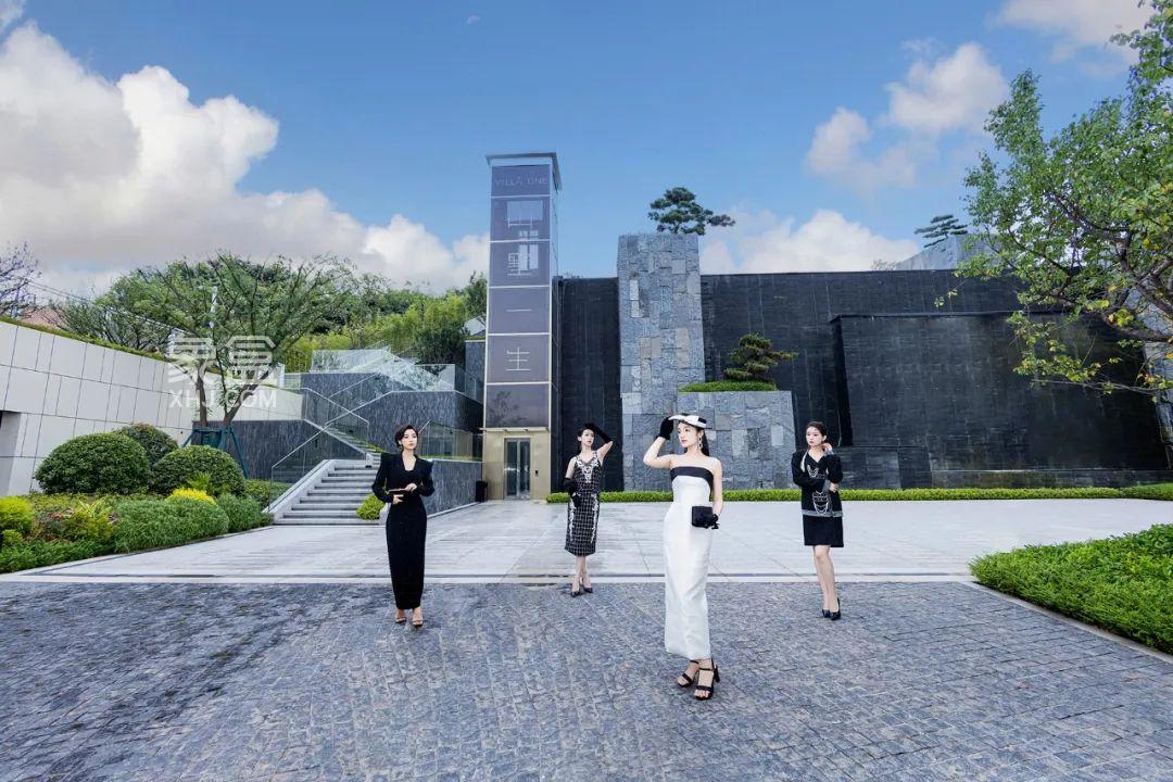 7月20日山墅一生营销中心及样板间已开放，建面193-373㎡洋房+叠墅已拿证！