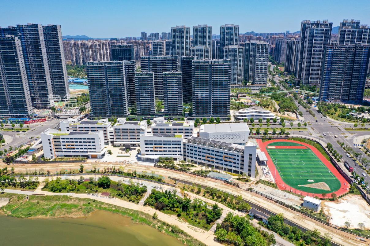 长沙湖南师大附中梧桐实验学校、岳麓区实验小学（北校区）来啦，梅溪湖新增3600个学位！