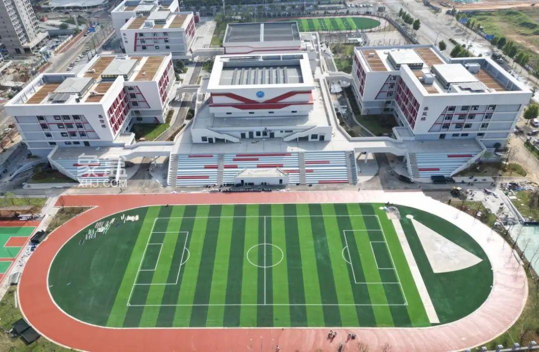 7月26日湖南第一师范湘江学校竣工，是9年制公办学校！