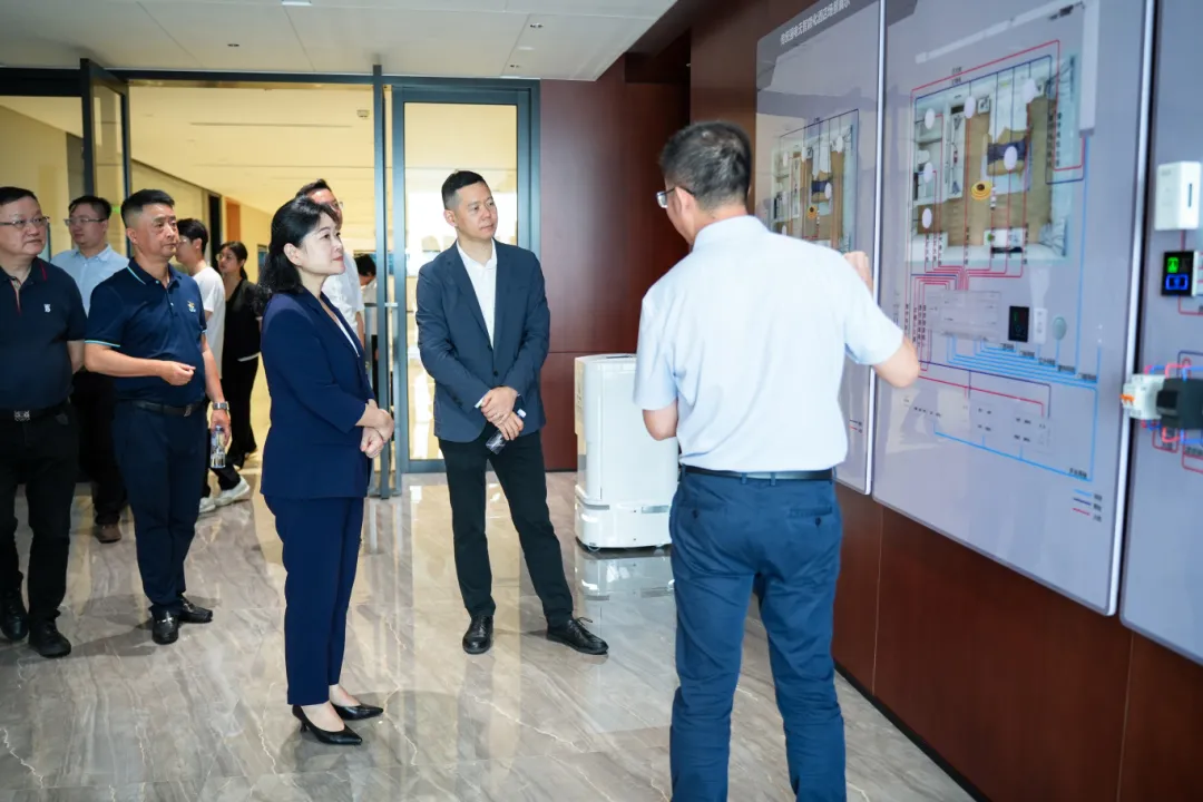 湖南建投地产集团携手华为终端战略合作，焕新智能生活“未来家”！