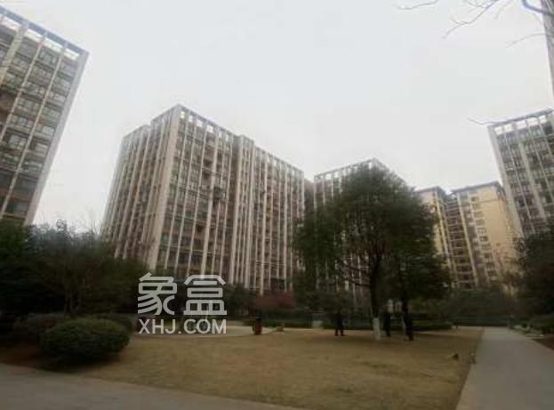 8月23日长沙租房急租：南城奥莱精装两室，家居全近地铁舒适自由