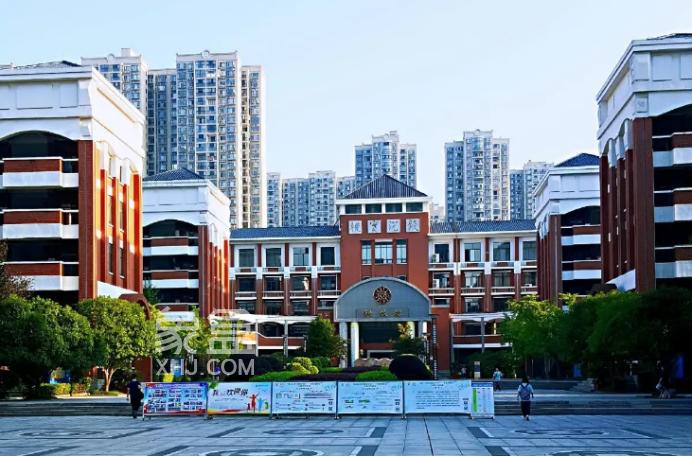 长沙二手房配套初中小区房价排名，前三名无悬念、最低7字头！