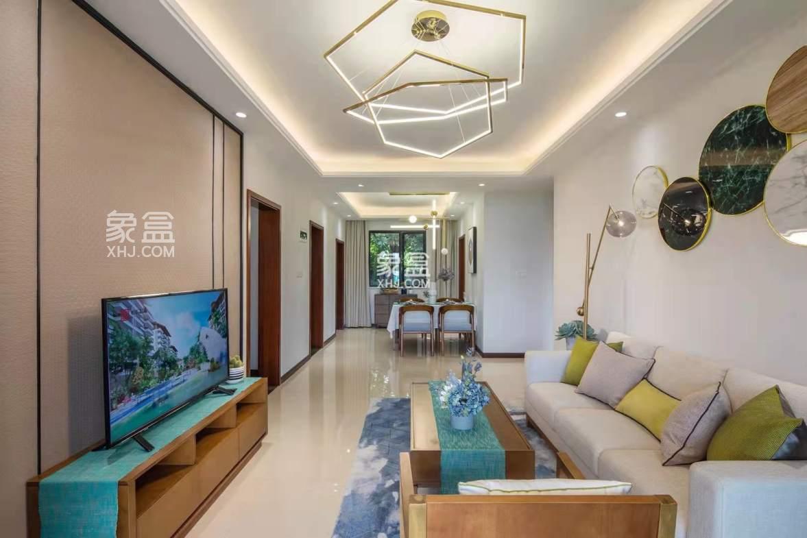 三亚楼市“避雷”新风向：官方指南曝光42盘逾期风险，成交低迷下的市场反思