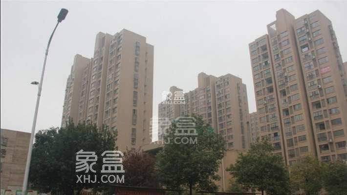 9月29日長沙租房急租：洋湖地鐵口三室大戶型，環(huán)境配套均佳