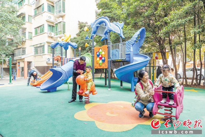 長沙馬廠景香苑舊改后更宜居，歡迎來我們小區(qū)看燈光秀！