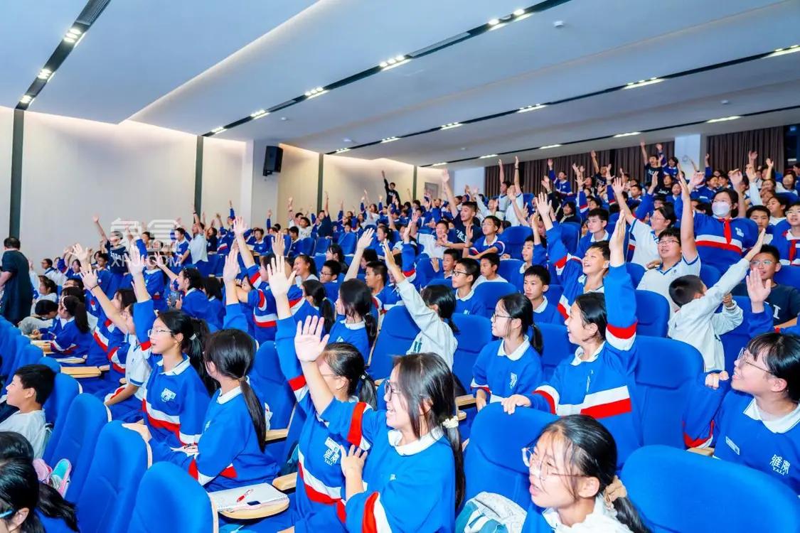 11月13日长沙第三届岳麓书会悦科普“讲书吧！少年”走进雅礼实验毓秀学校！
