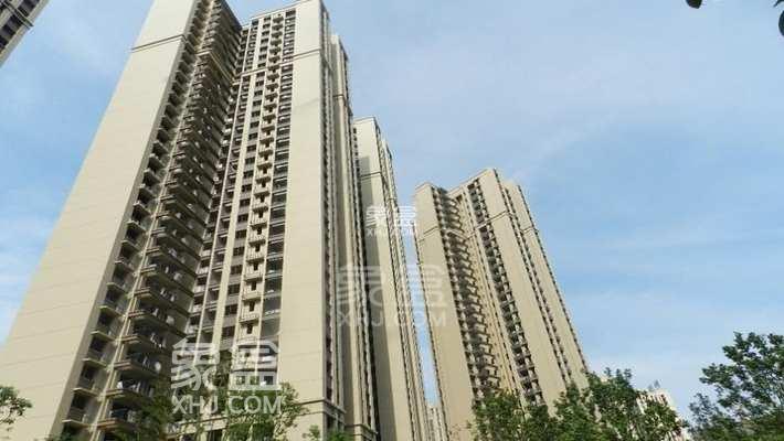 11月18日長沙租房急租：梅溪湖精裝三室，雙地鐵口配套全性價高