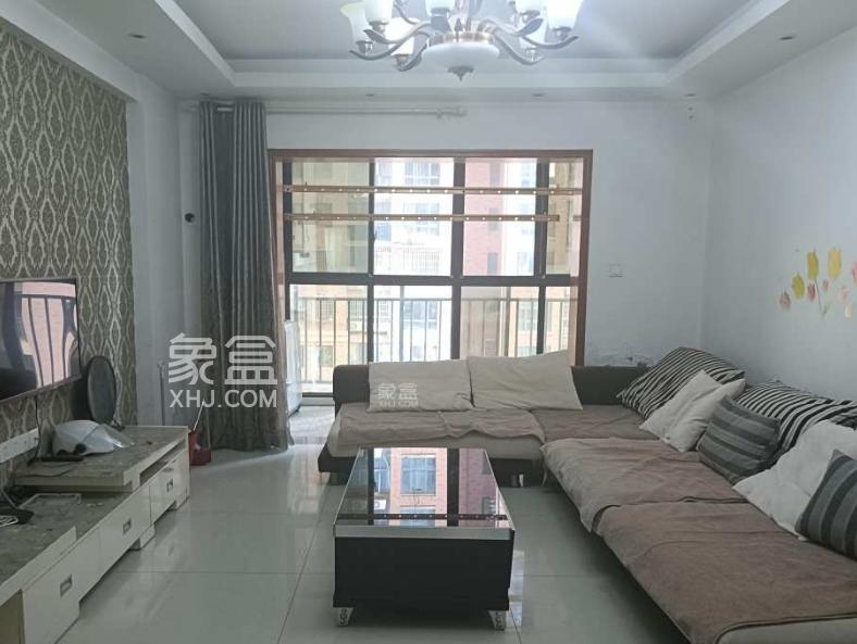 12月24日长沙租房急租：红星商圈旁三室大户型，2200每月性价高