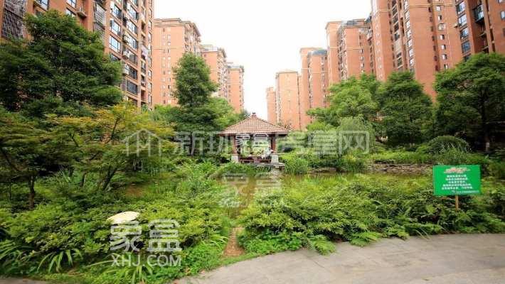 12月24日长沙租房急租：红星商圈旁三室大户型，2200每月性价高