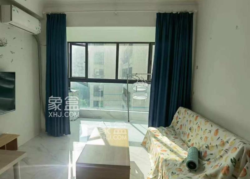 12月26日长沙租房急租：谷山森林旁两室精装住宅，仅1700每月