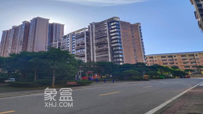 1月6日长沙租房急租:万家丽北路三室精装,正地铁口租价低 1月6日长沙租房急租:万家丽北路三室精装,正地铁口租价低