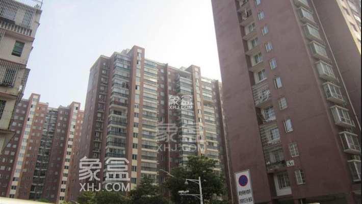 1月6日长沙租房急租:万家丽北路三室精装,正地铁口租价低 1月6日长沙租房急租:万家丽北路三室精装,正地铁口租价低