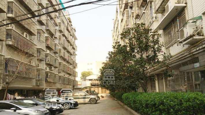 1月14日长沙租房急租:湘江世纪城豪装住宅,正地铁口正江景 1月14日长沙租房急租:湘江世纪城豪装住宅,正地铁口正江景