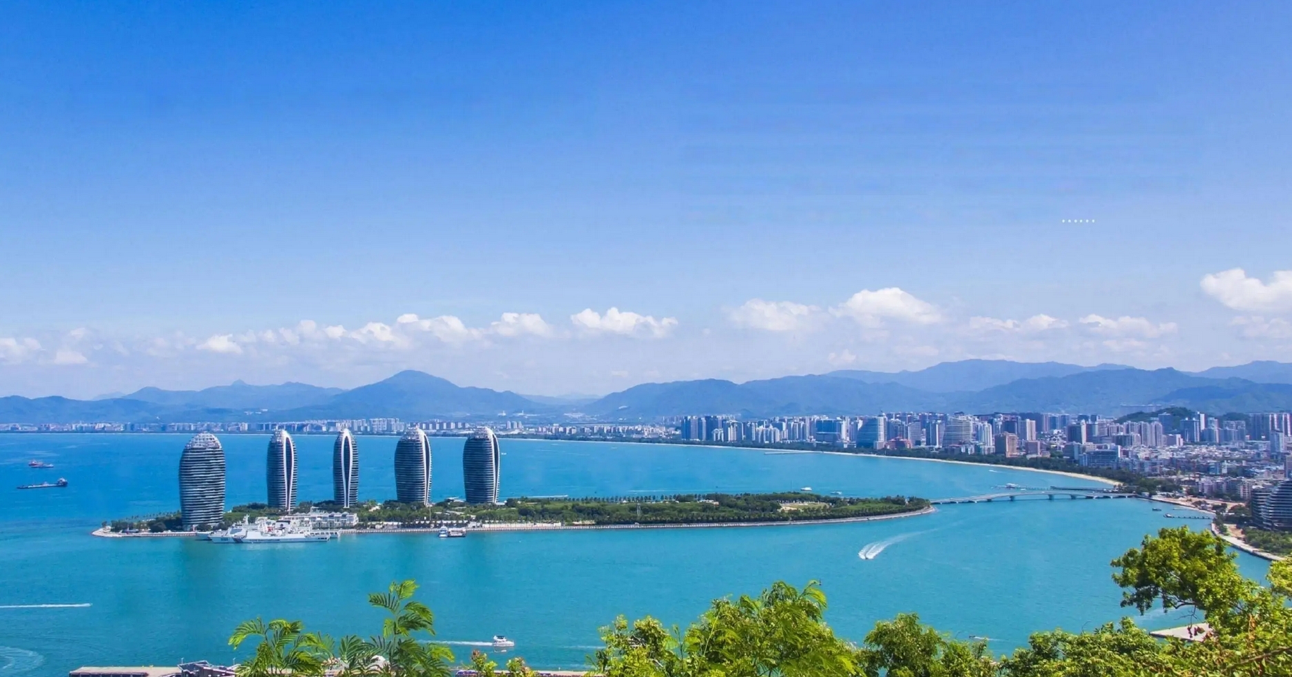 三亚楼市火热,外地客占比近八成引关注 三亚楼市火热,外地客占比近八成引关注