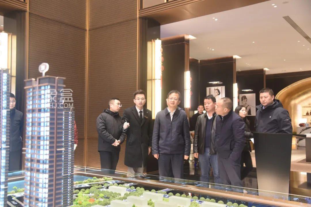 2月12日开福区委副书记、区长高伟率队对城发恒伟君樾文昌等进行专题调研！
