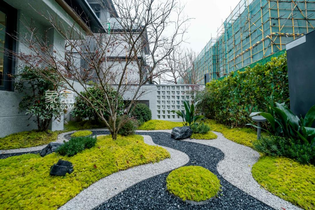 深业麓溪云境建面192-378㎡叠墅，梅二城芯纯墅247席！