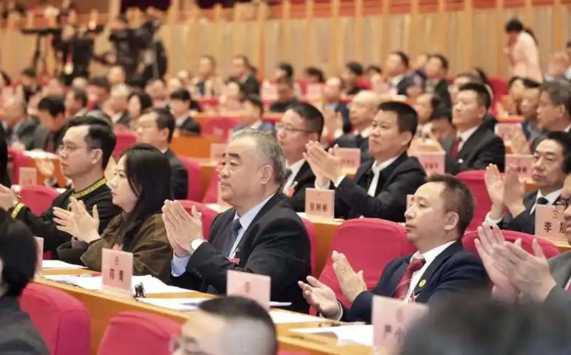 海南代表委员聚焦自贸港建设,共谋发展良策 海南代表委员聚焦自贸港建设,共谋发展良策
