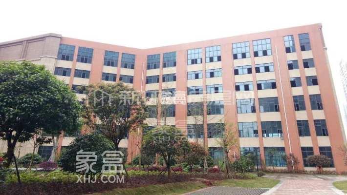 3月26日長沙租房急租：香樟路全新精裝舒適公寓，地鐵口搭配商圈僅1300每月