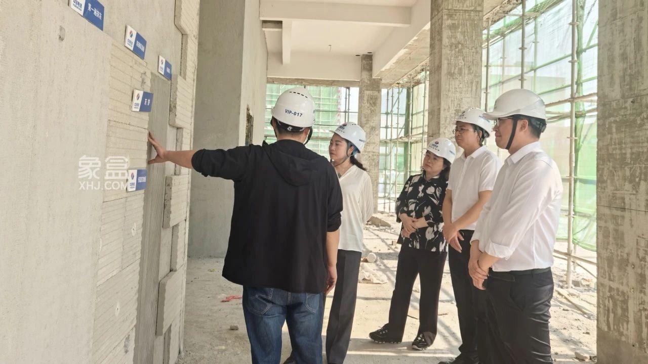 3月26日长沙市一中校长羿莎调研一中大泽湖学校建设，9年制2025年秋开学！