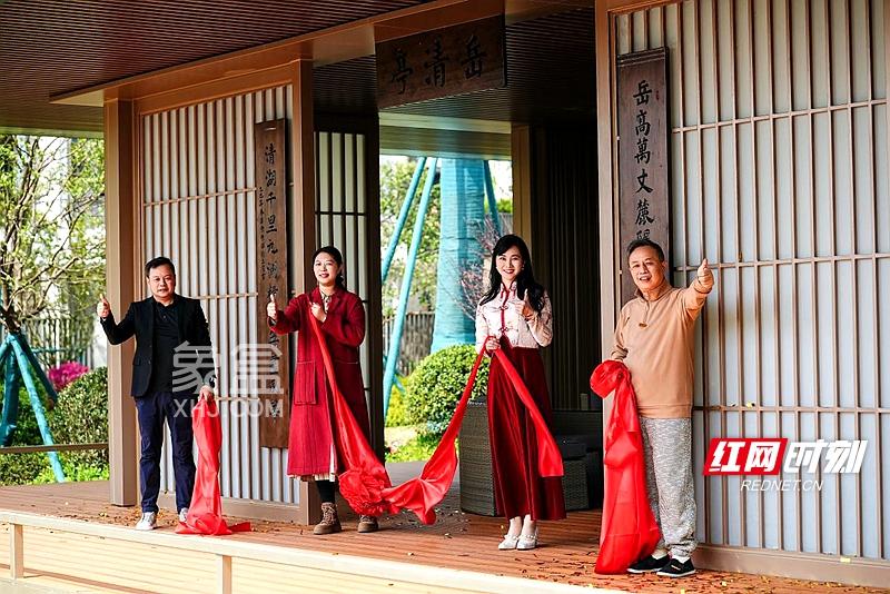 4月1日麓隐青竹湖“社群之家”正式落地，青竹湖湘一附二建面155-380㎡别墅热销！