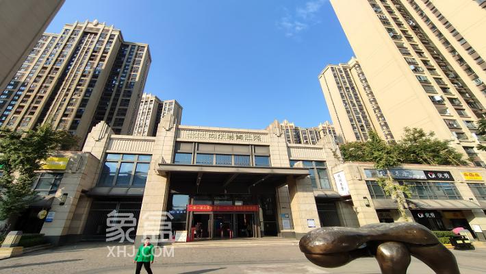 4月3日长沙租房急租：武广新城精装小户型，多地铁环绕租价仅1800