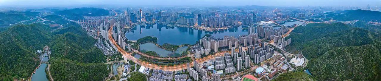 招商揽阅领衔长沙住宅场景时代，梅二建面117-139㎡零公摊即将入市！