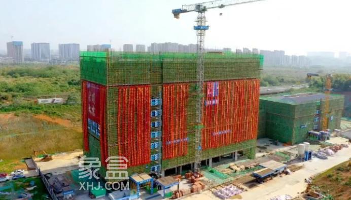 河西“高鐵西”板塊這所醫(yī)院主體結(jié)構(gòu)封頂，明年3月投入使用！