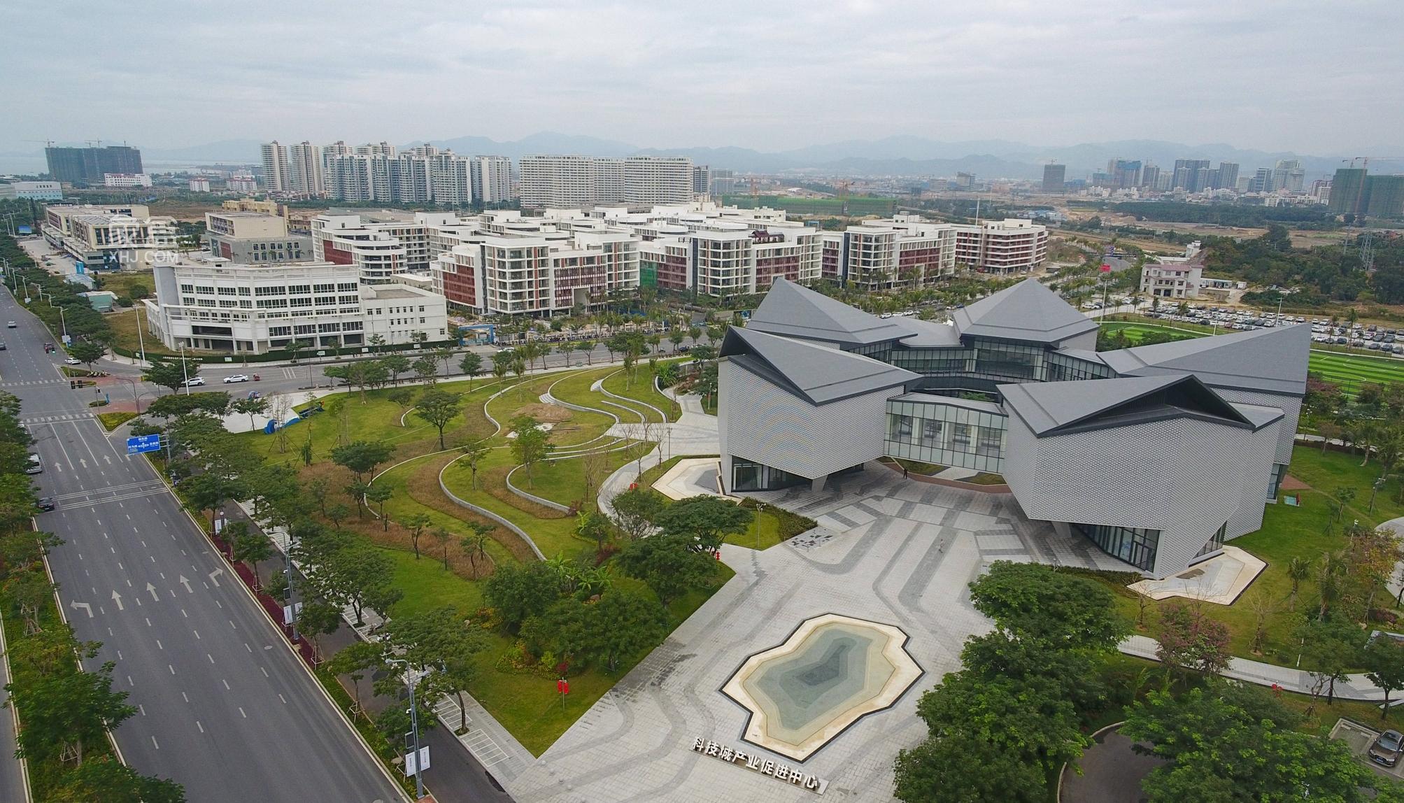 三亚崖州区锚定国家战略 打造一流科技产业高地‌——区委书记樊木详解科技城高新区能级跃升路径