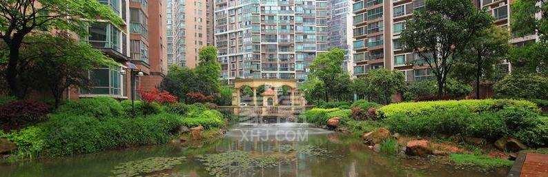 4月28日長沙租房急租：樹木嶺三室兩廳豪華裝潢，環(huán)圭塘河臨地鐵商圈
