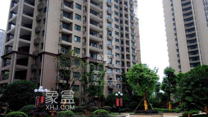 5月19日长沙租房急租：紧靠洋湖景区，环境好空气佳的大户型仅2400每月