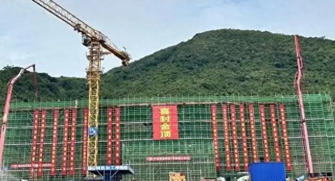 三亚市防灾减灾项目主体结构封顶 助力城市应急能力升级 三亚市防灾减灾项目主体结构封顶 助力城市应急能力升级