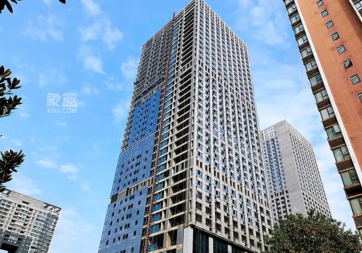 5月27日长沙租房急租：友谊路三室带阳台大户型，湘江边大视野低租价