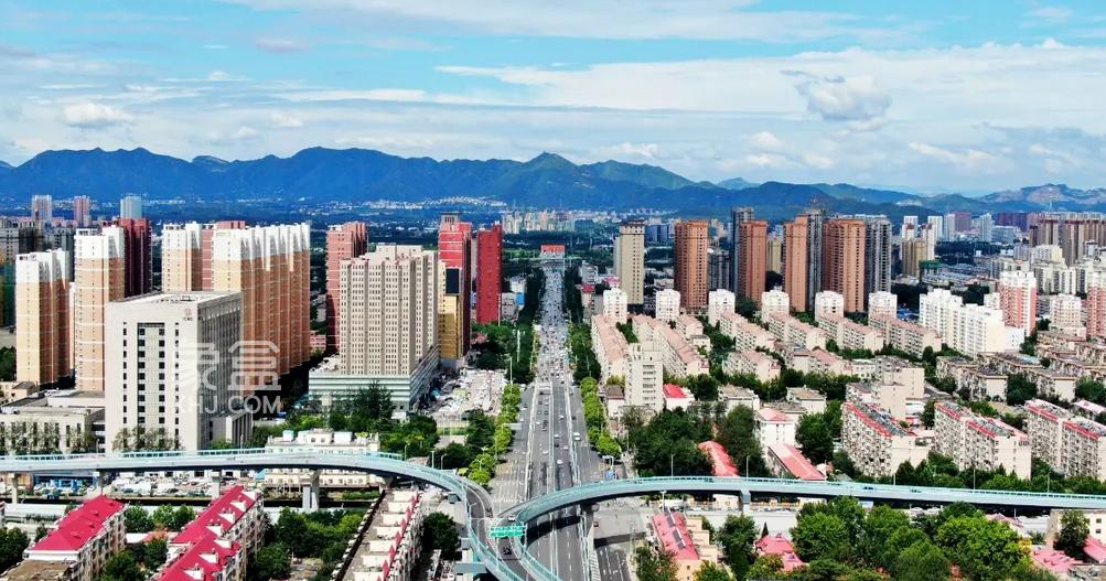 城市群房地产价值评估报告（2025）